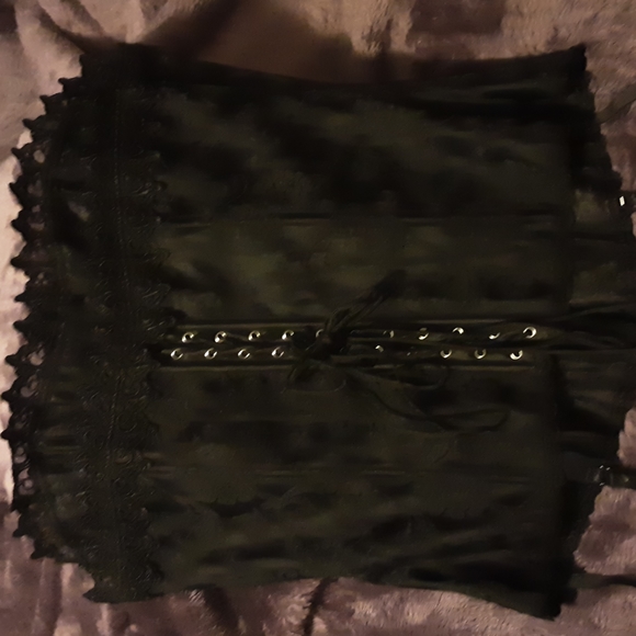 Bustier - Picture 4 of 5